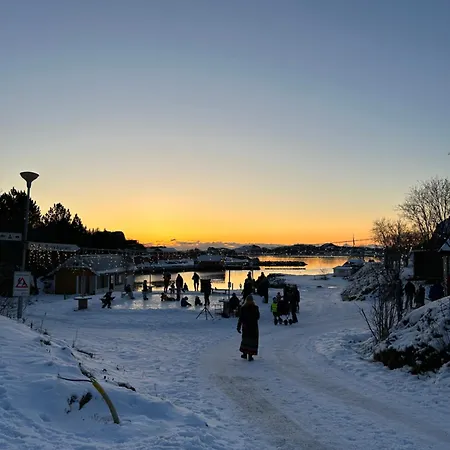 Skarungen - Hotel, And Kabelvag