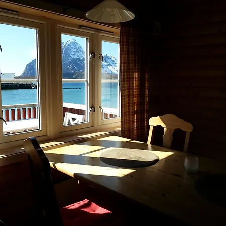 Holiday park Skarungen - Hotel, And Kabelvag
