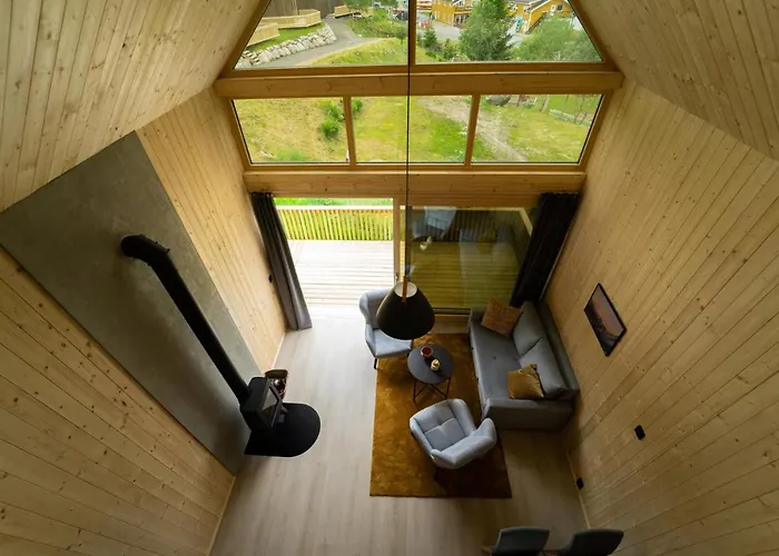 Aldeamento Turístico Skarungen - Hotel, And Kabelvåg