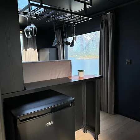 Skarungen - Hotel, And